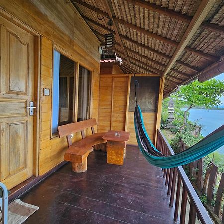 Malibu Huts Hotel Semaya Exterior foto
