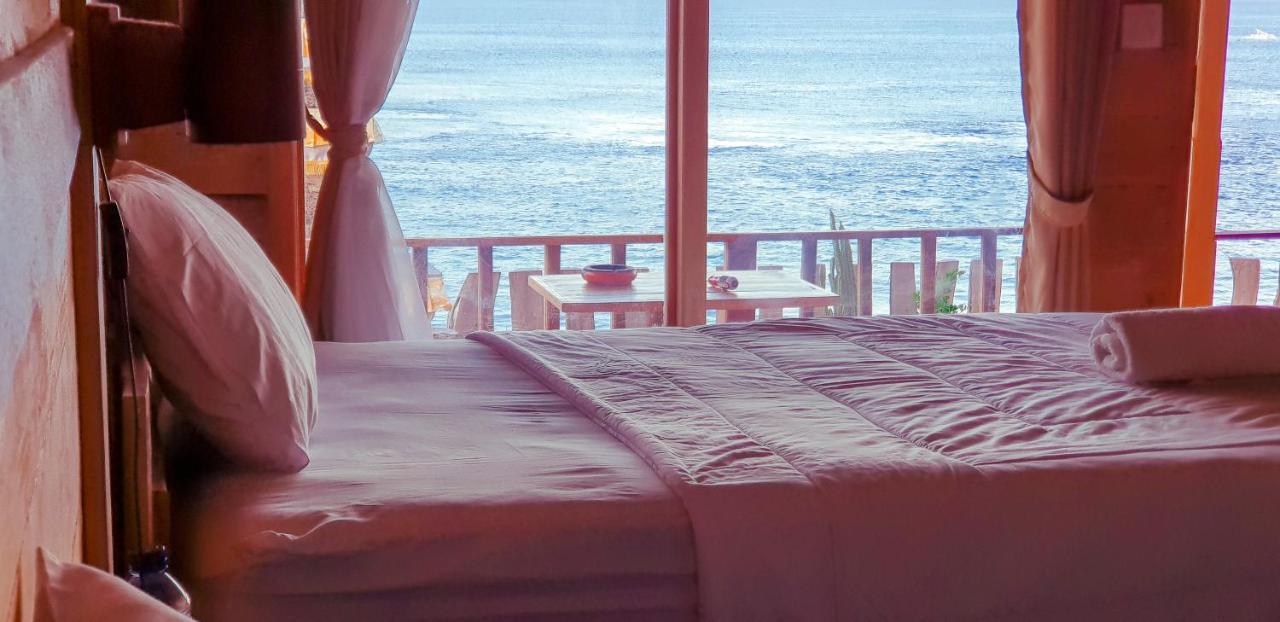 Malibu Huts Hotel Semaya Exterior foto